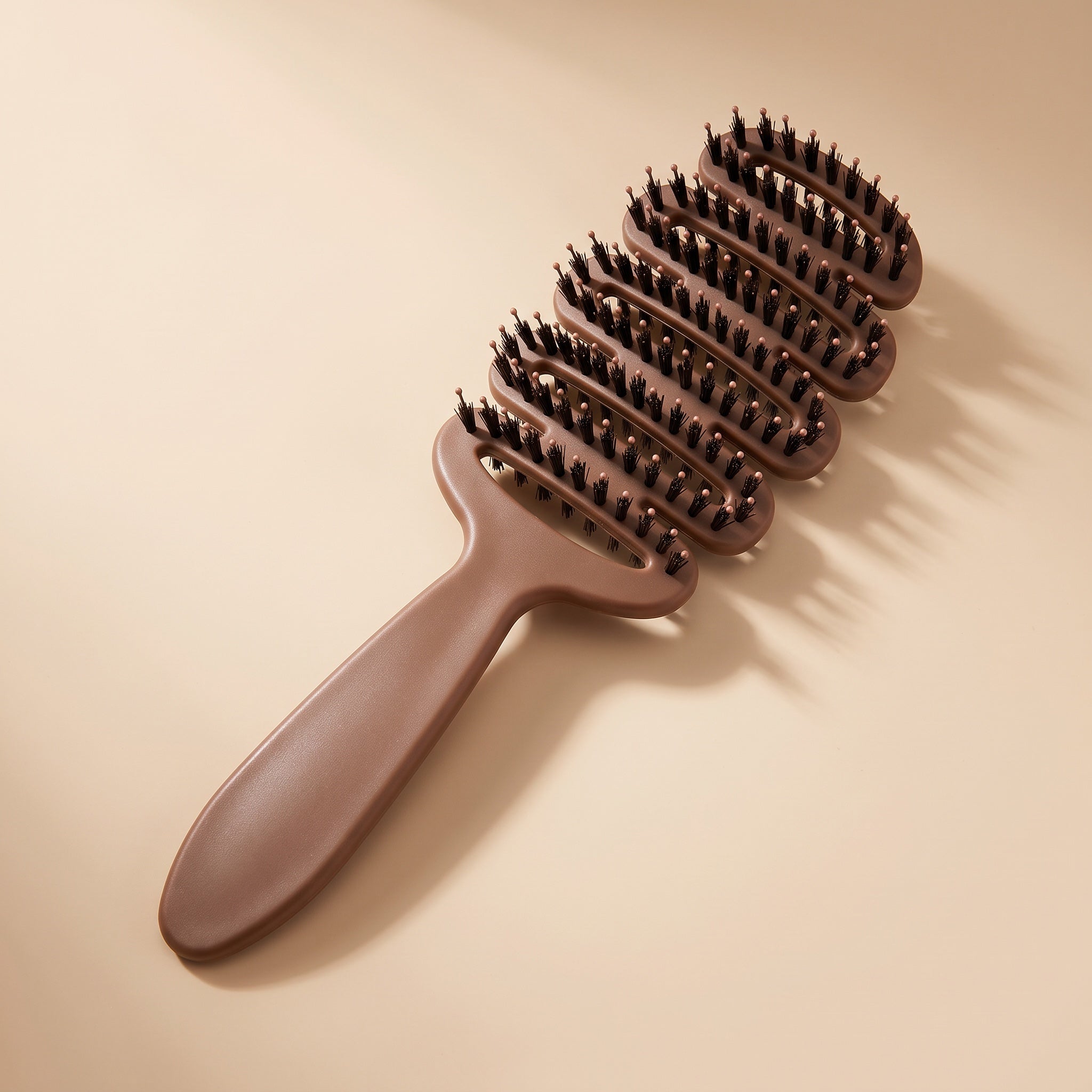 The Detangling Brush for Curls